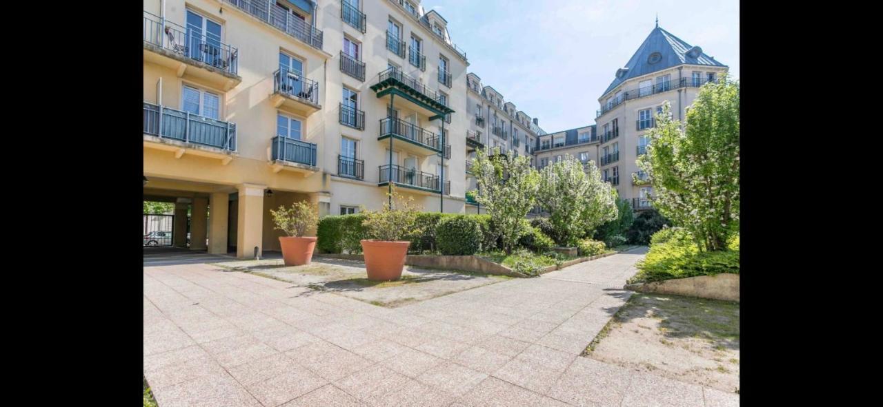 Disney, Sunny Comfortable 2 Bedrooms Family Apartment, 8 Pers, Wifi, Netflix Chessy  Exteriör bild