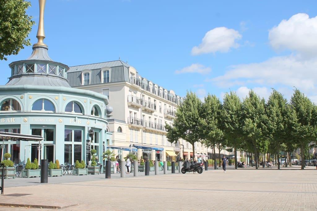 Disney, Sunny Comfortable 2 Bedrooms Family Apartment, 8 Pers, Wifi, Netflix Chessy  Exteriör bild